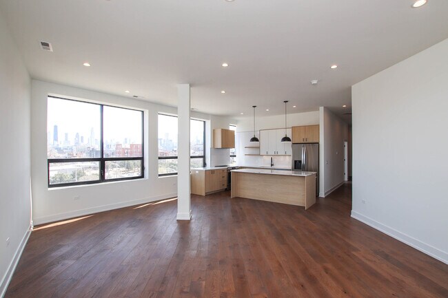 Foto del edificio - 1001 N Milwaukee Ave