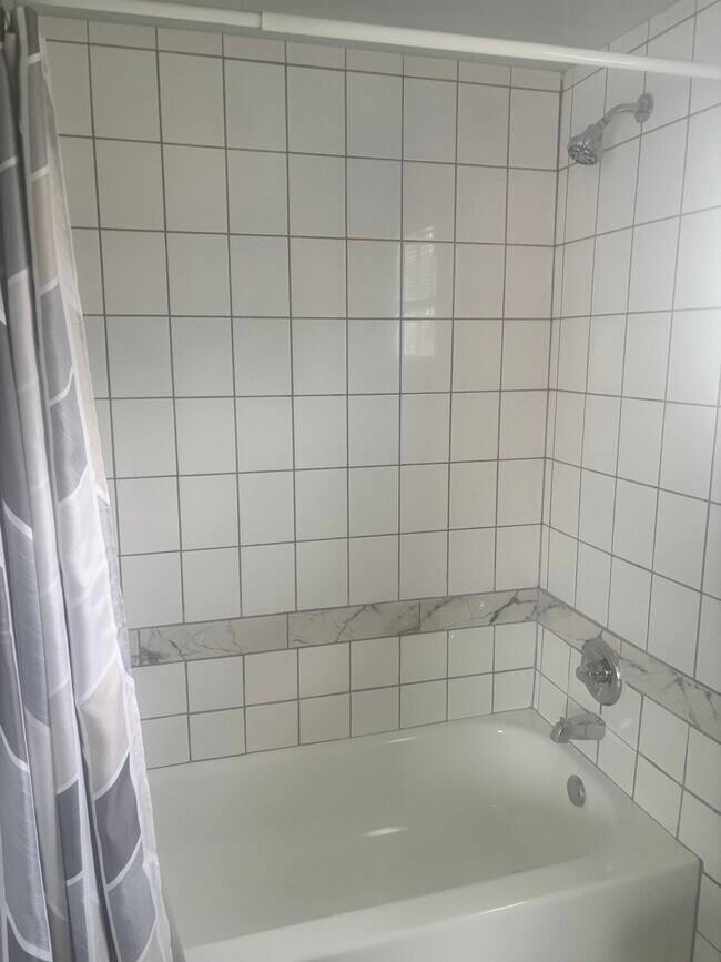 Building Photo - 7012 Boyce St