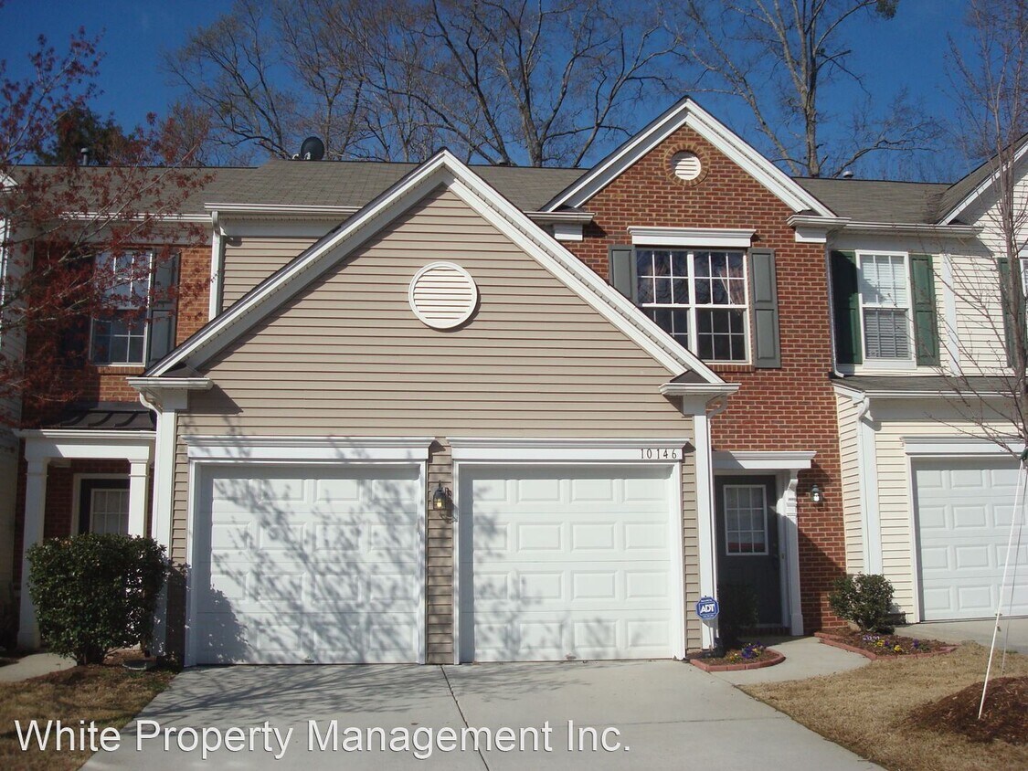 3 br, 2.5 bath House 10146 Blakeney Pres... House for Rent in