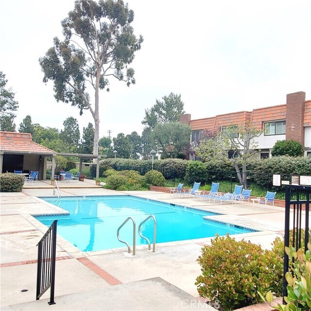 Foto del edificio - 28025 Ridgecove Ct N