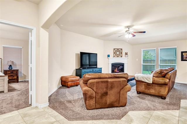 Building Photo - 10100 Levelland Pl