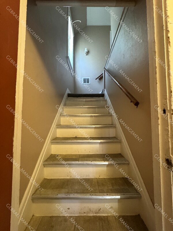 Foto del edificio - 609 Thomson St