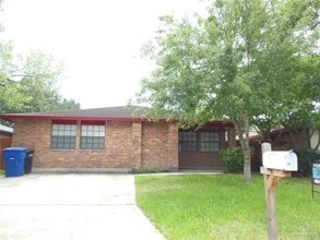 Building Photo - 2005 Mynah Ave