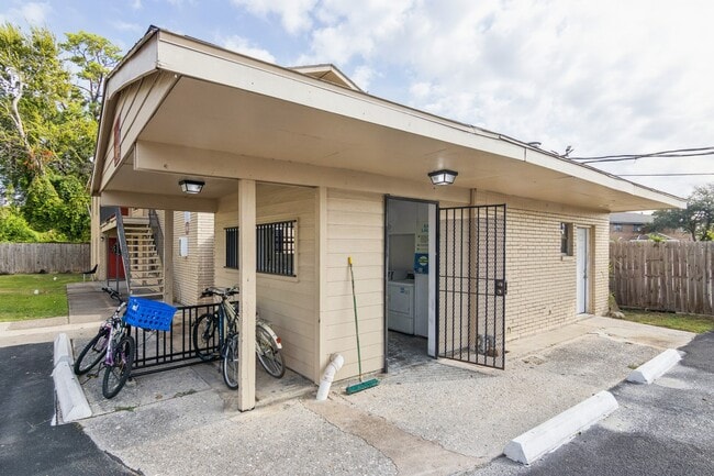 Foto del edificio - 3631 N MacGregor Way