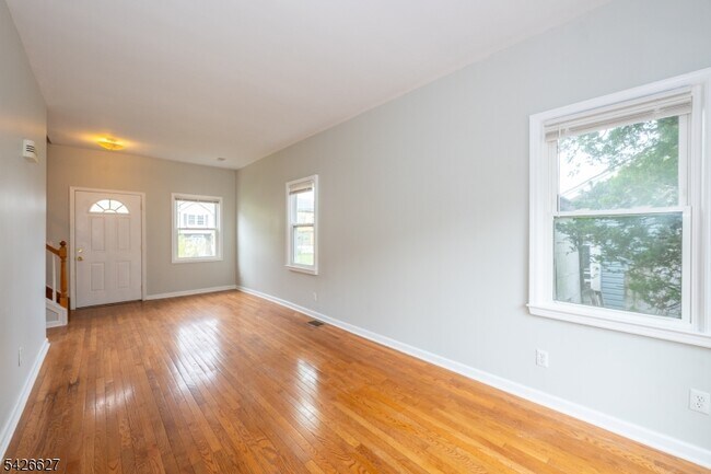 Foto del edificio - 99 Chesapeake Ave