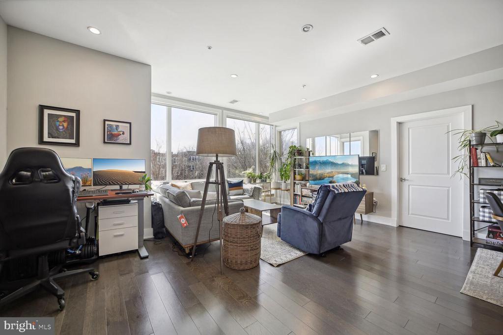 Foto principal - 340 Adams St NE