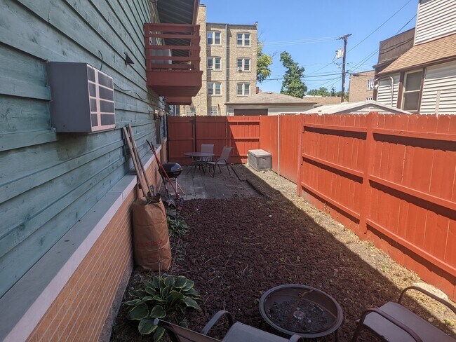 Espacio exterior privado 2 - 7525 Adams St