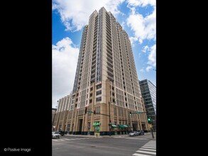 Building Photo - 1400 S Michigan Ave Building Photo - 1400 S Michigan Ave