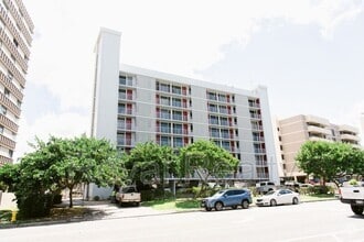 Building Photo - 1077 Ala Napunani St