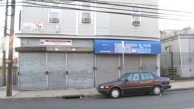 Building Photo - 410-412 Hawthorne Ave
