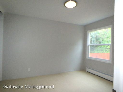 Foto del edificio - 75 Coventry Ct