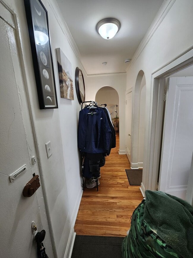 Building Photo - Spacious and Bright 1 Bedroom in Northpark