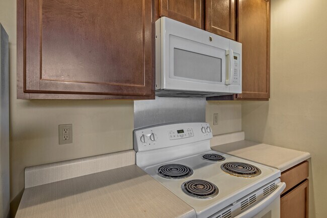 Building Photo - 3865 McRee Ave