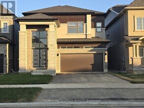 Building Photo - 108 Hitchman St