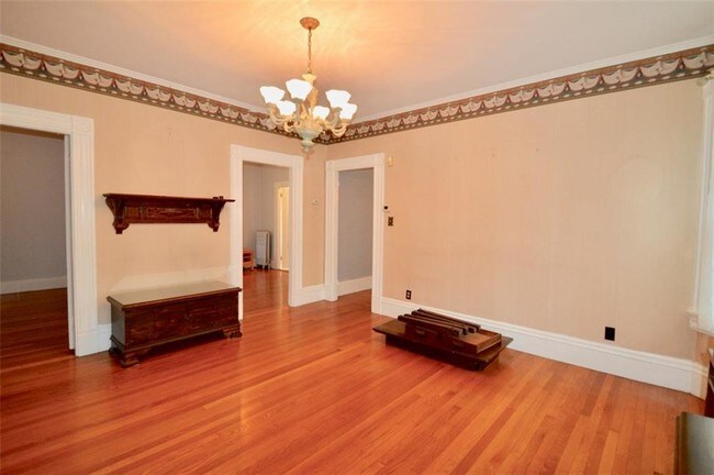 Building Photo - 177 Highland Ave