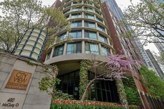 Building Photo - 480 N McClurg Ct