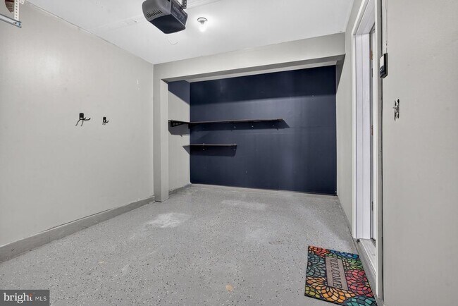 Foto del edificio - 711 Wineberry Way