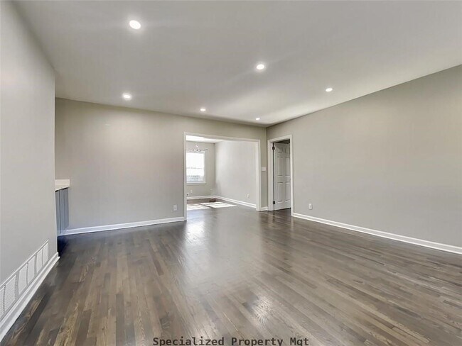 Foto del edificio - 425 Lindbergh Drive NE