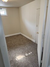 Building Photo - 127 N Chelan Ave