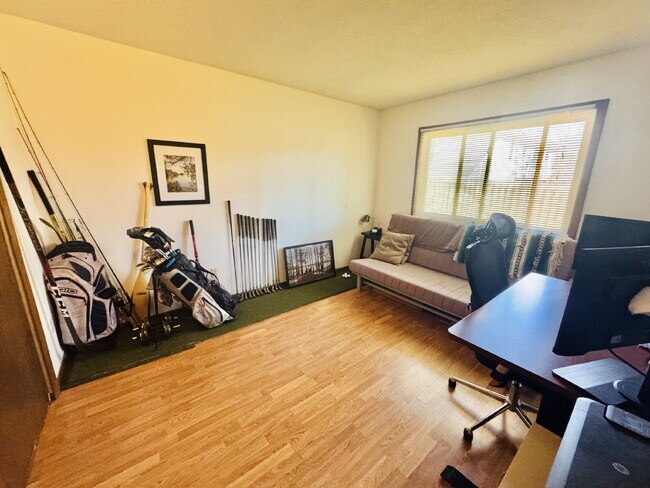 Foto del edificio - Charming 2-Bed Townhouse in St. Louis Park - Your Cozy Home Awaits!