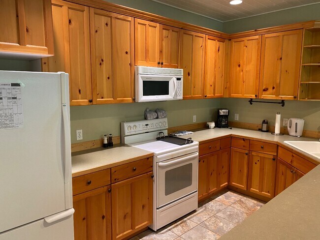 Foto del edificio - 1885 Lacy Ln