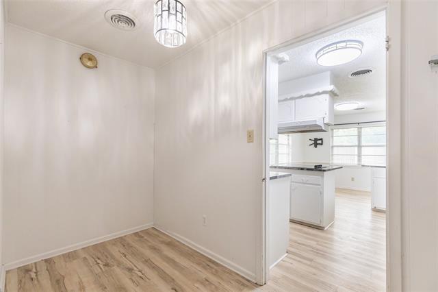 Foto del edificio - 3409 High Meadows Dr