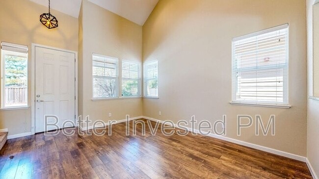 Building Photo - 2650 Pern Pl