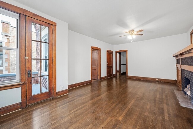 Building Photo - 2103 Highland Ave