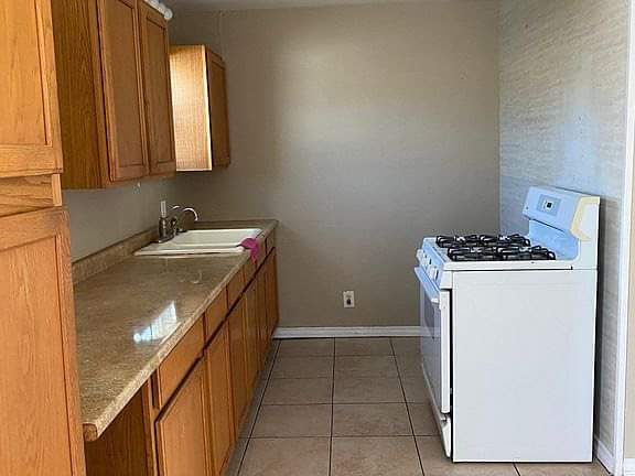 Building Photo - 2110 Slash Ct