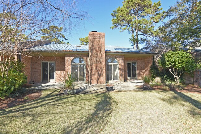 Foto del edificio - 1725 Signature Pl