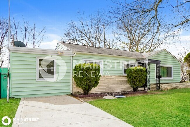 Building Photo - 4363 CHANDLER DR, COLUMBUS, OH 43213