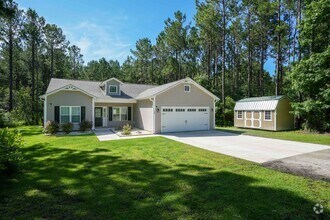 Building Photo - 117 Hill Ln