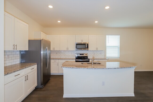 Foto del edificio - 11888 Mountain Retreat Ln, Riverview, FL