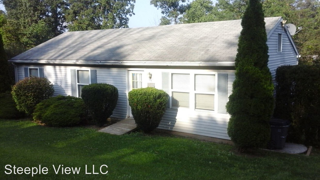 Primary Photo - 12612 Woodbine Rd SW