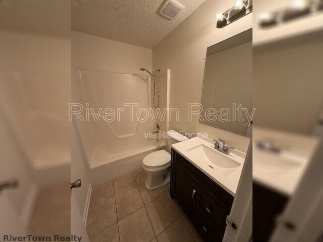 Foto del edificio - 3834 Windermere Rd