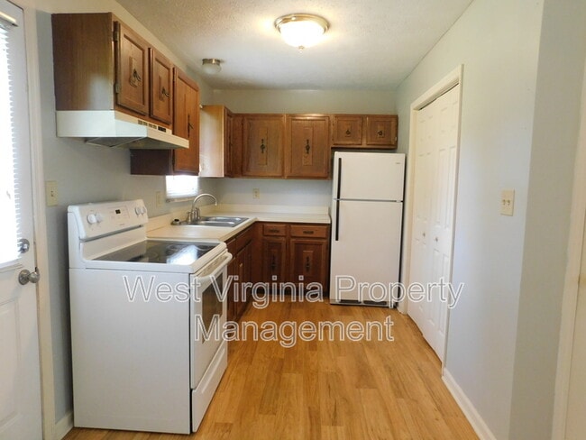 Building Photo - 152 Cardinal Wy