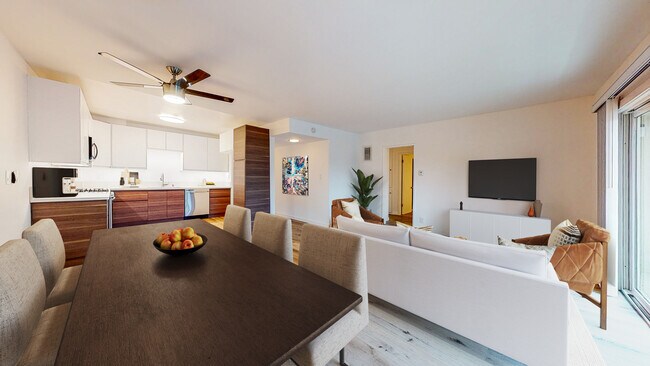 Foto del edificio - 16721 Sherman Way