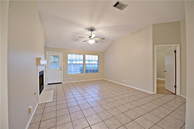 Building Photo - 8402 Hillrock Dr