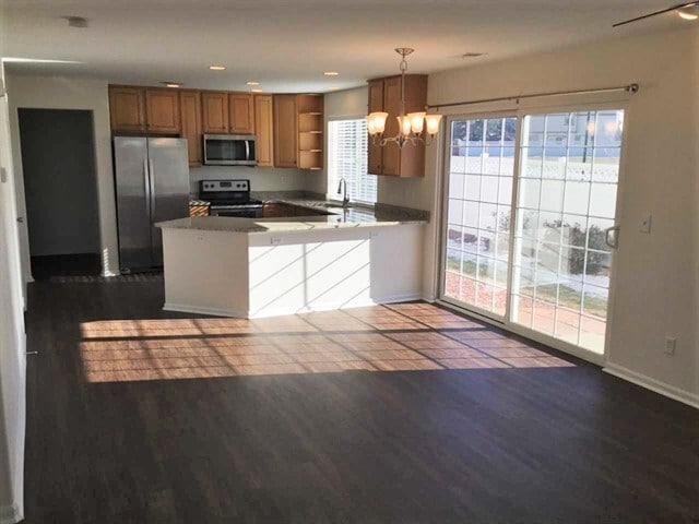 Building Photo - 5532 N Jebel St