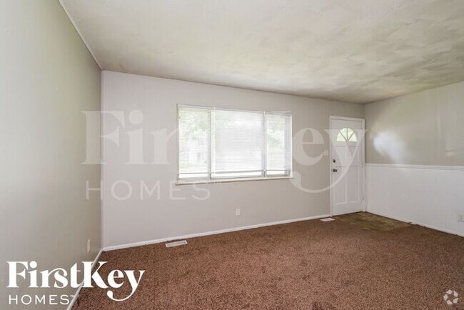 Building Photo - 38 Crestview Dr