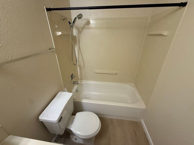Foto del edificio - Very nice 2 bedroom 1 bath 4-plex unit in ...
