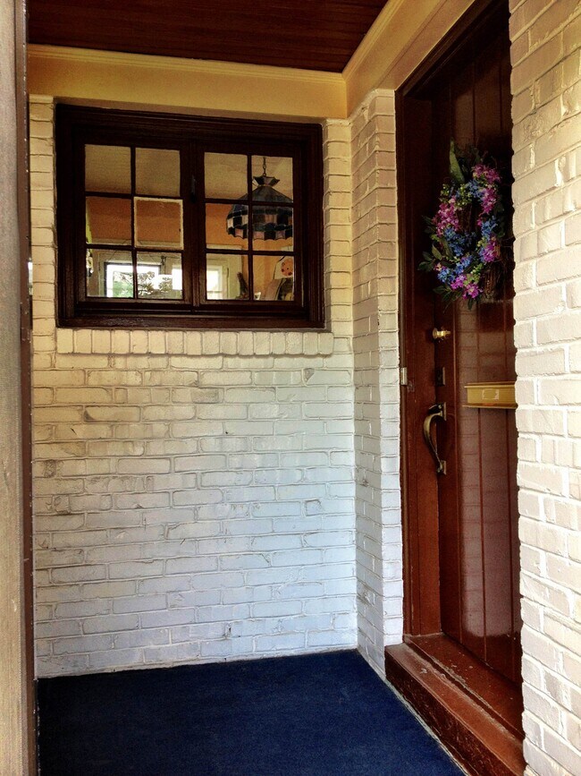 Breezway - 440 Washington Ave