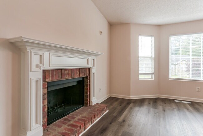 Foto del edificio - 5987 Graywood Cir SE