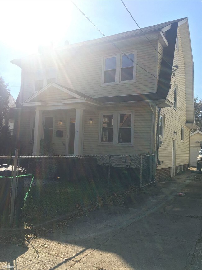 Foto del edificio - 4 br, 2.5 bath House - 80 Pomona Ave