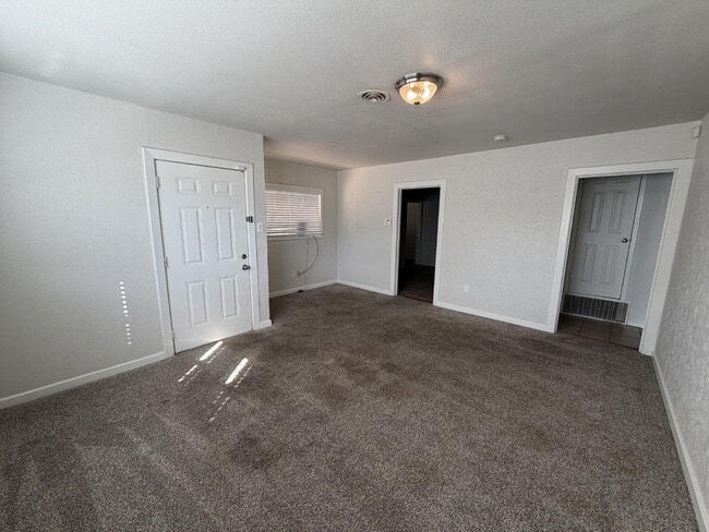 Building Photo - Move in Now or this Summer 2026! Charming 3-bedroom, 2-bath home just minutes from Texas Tech!