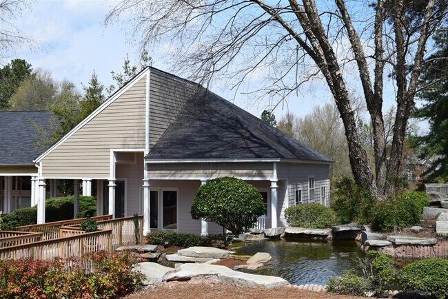 Building Photo - 4630 Tournament Dr