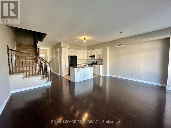 Photo du bâtiment - 940 Cobble Hill Dr