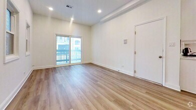 Building Photo - 2613 N Halsted St