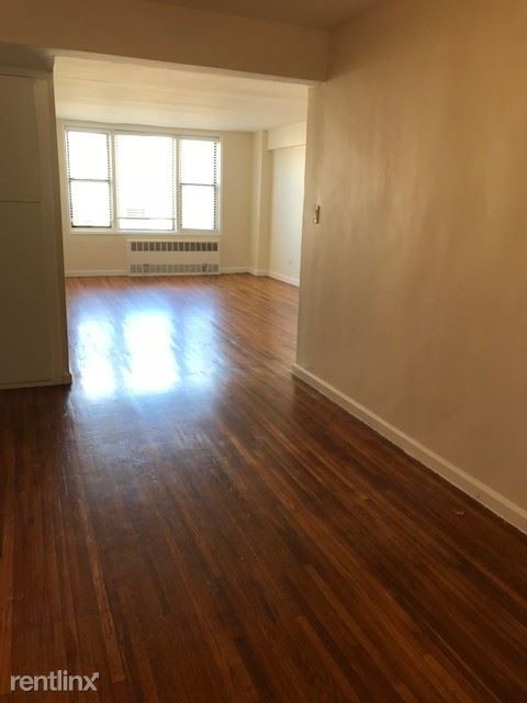 Foto del edificio - 9323 Shore Rd