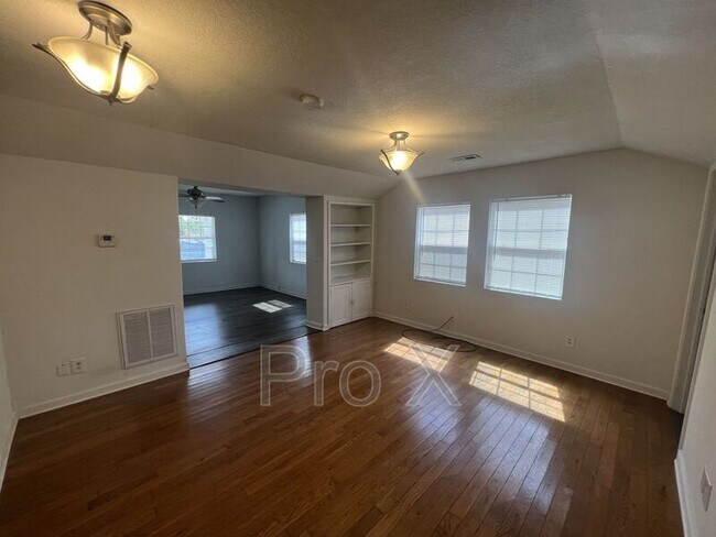 Building Photo - 2214 S Harlem Ave